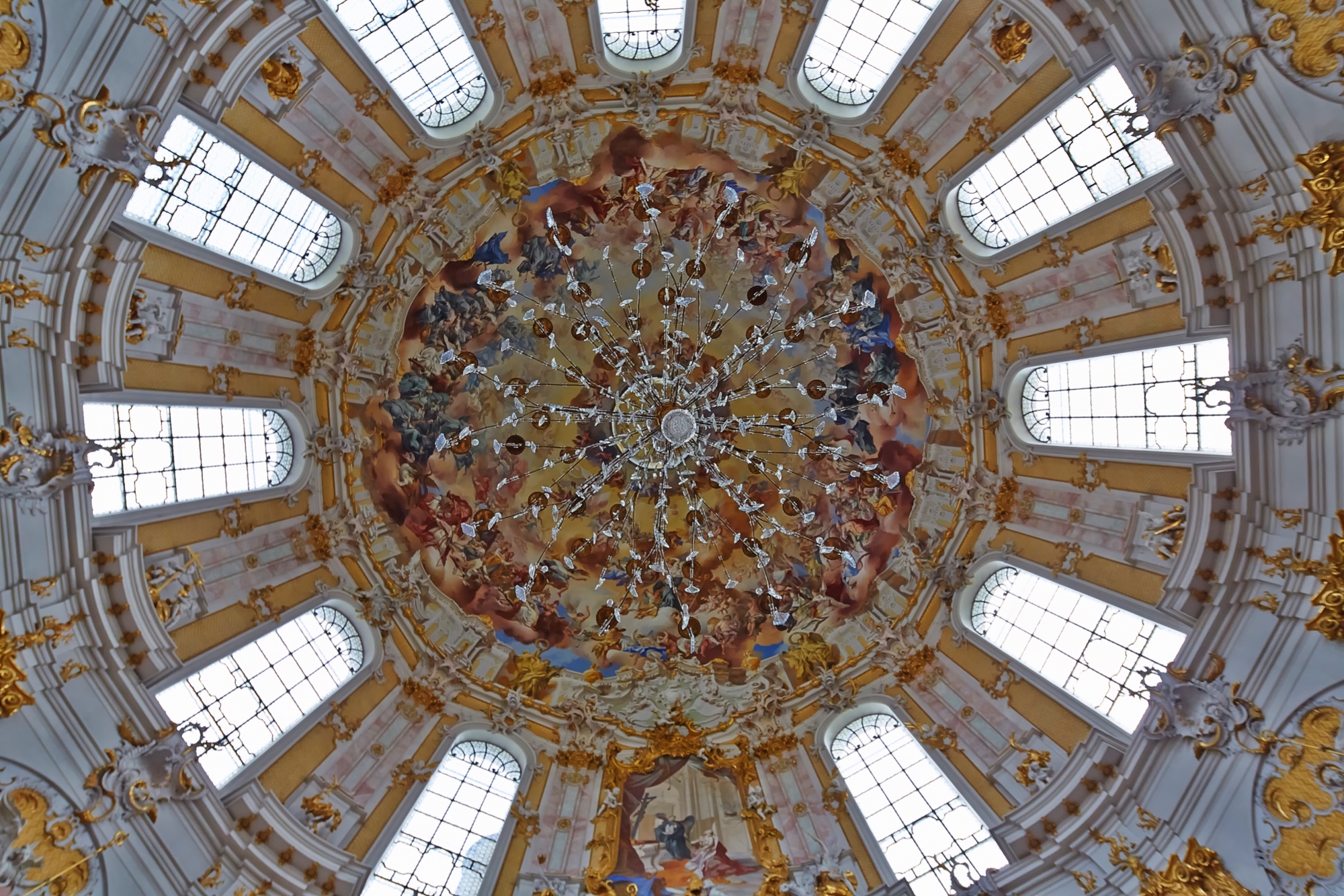 Benediktinerabtei Kloster Ettal, Blick in die Kuppel